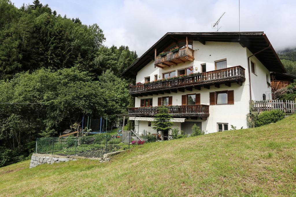 Bauernof Mittermueller Daire Feldthurns Dış mekan fotoğraf