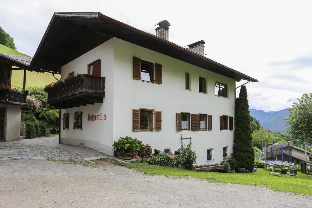 Bauernof Mittermueller Daire Feldthurns Dış mekan fotoğraf